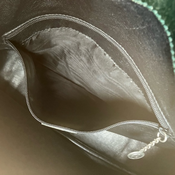 Gucci AUTHENTIC Vintage Black Patent Leather Bamboo Handle Shoulder Bag - Picture 12 of 13